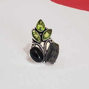 Peridot ring, 925 silver kyanite black onyx peridot ring